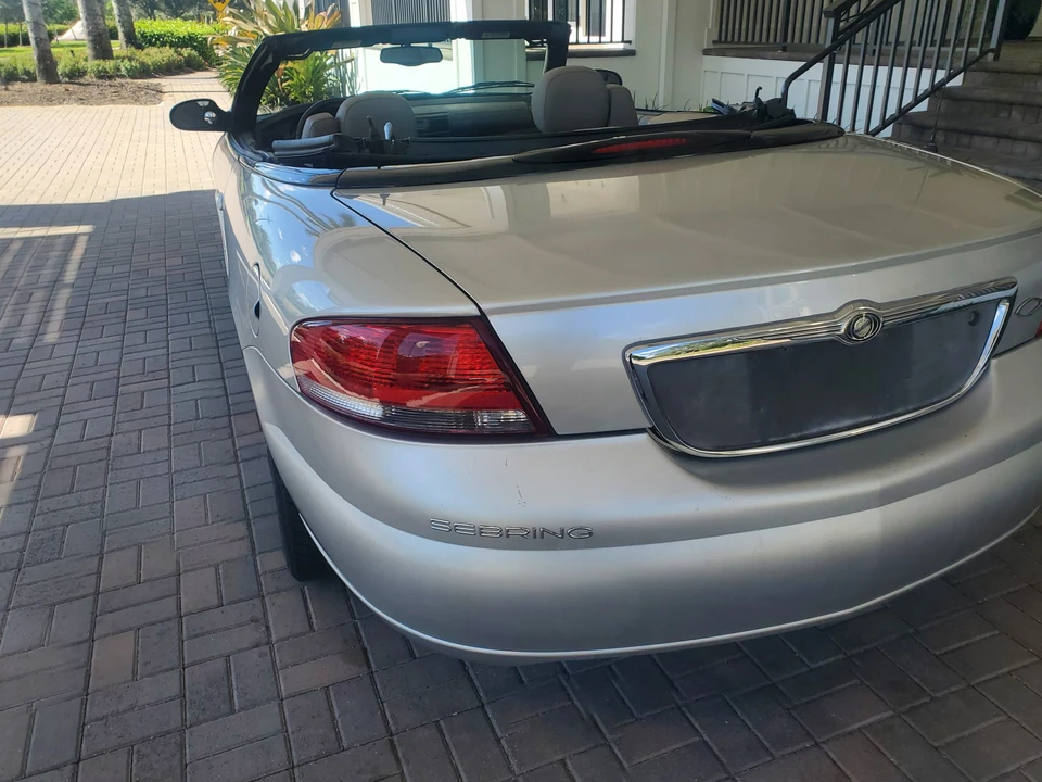 2001 Chrysler Sebring - Image 24 of 31