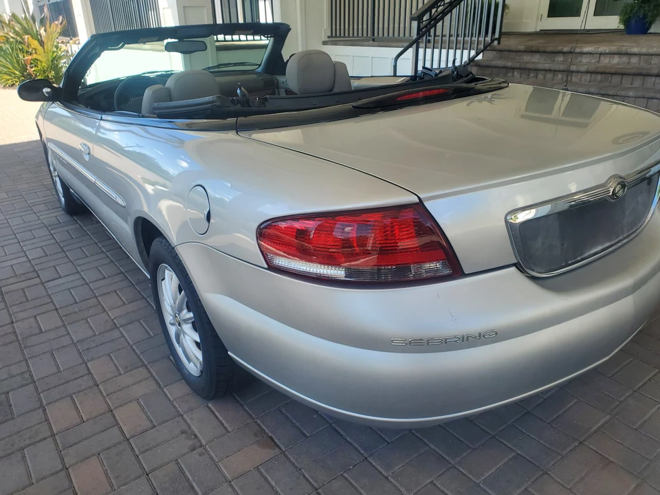 2001 Chrysler Sebring - Image 25 of 31