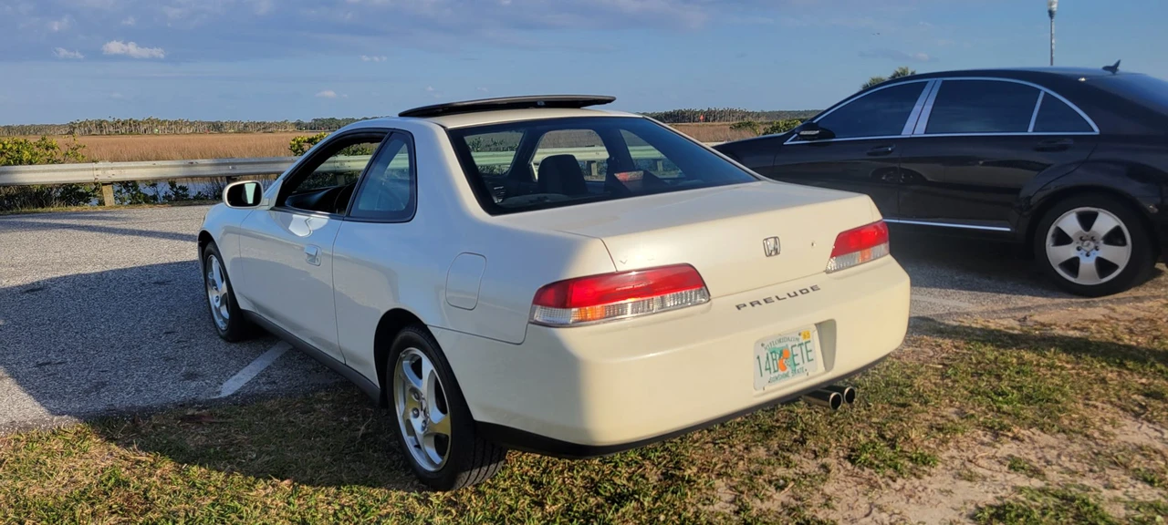 2001 Honda Prelude 5th Gen - Image 8 of 31