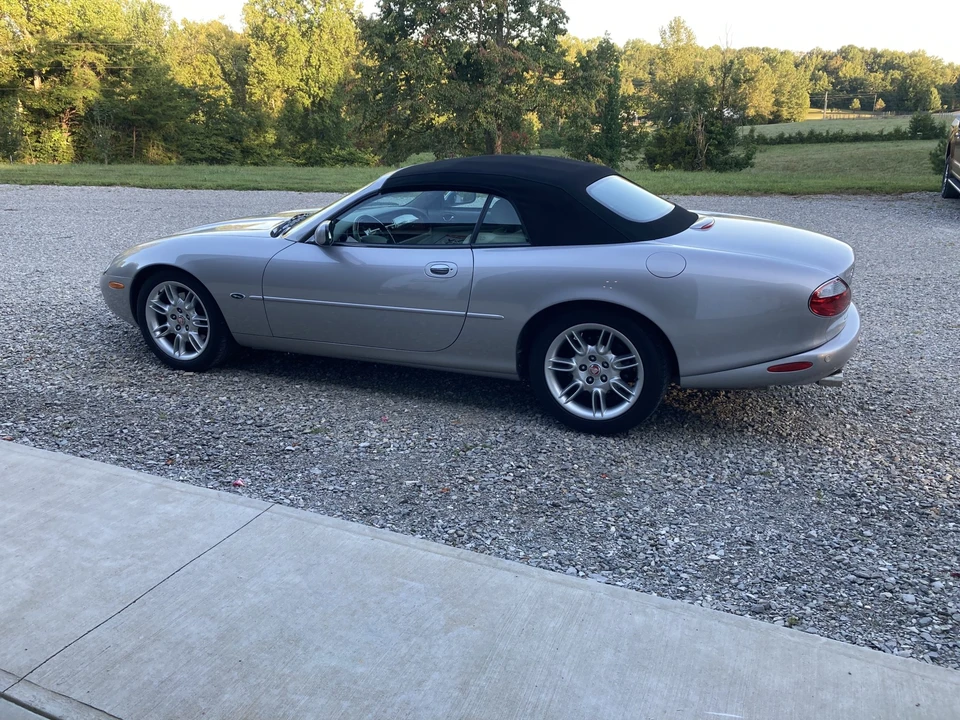 2001 Jaguar X100 XK8 - Image 4 of 31