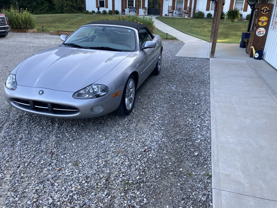2001 Jaguar X100 XK8 - Image 3 of 31