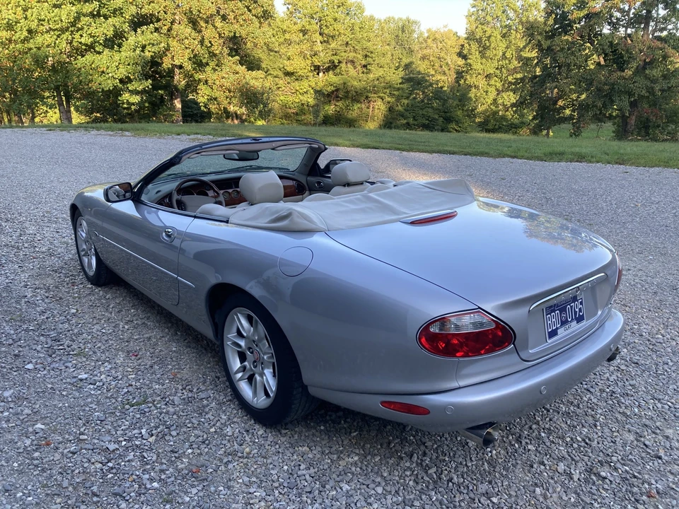 2001 Jaguar X100 XK8 - Image 15 of 31