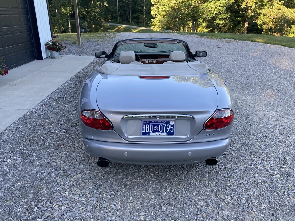 2001 Jaguar X100 XK8 - Image 14 of 31