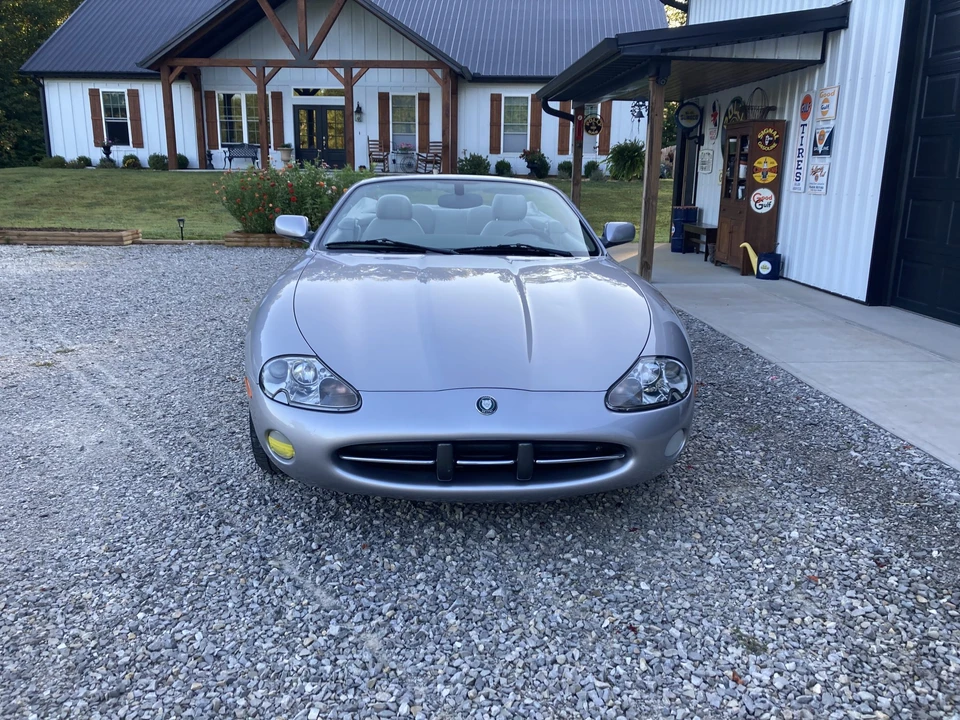 2001 Jaguar X100 XK8 - Image 19 of 31