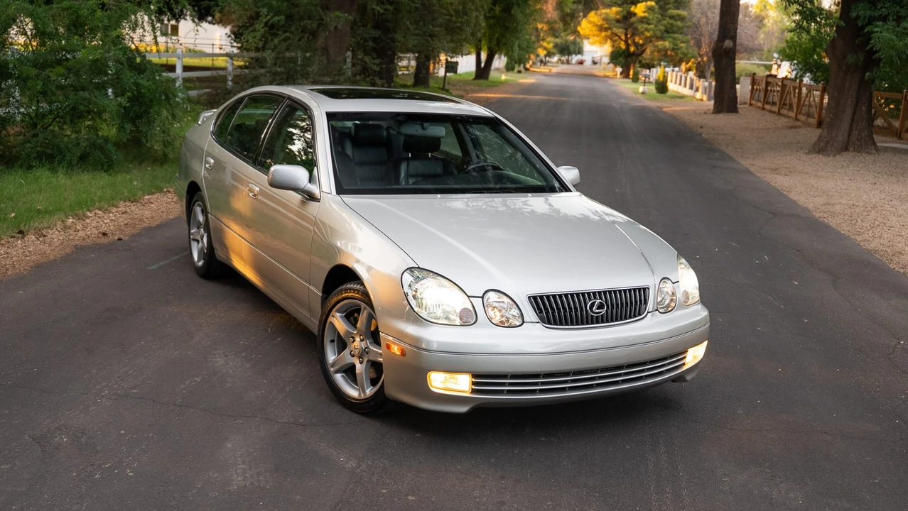 2001 Lexus GS 2nd Gen - Image 6 of 31