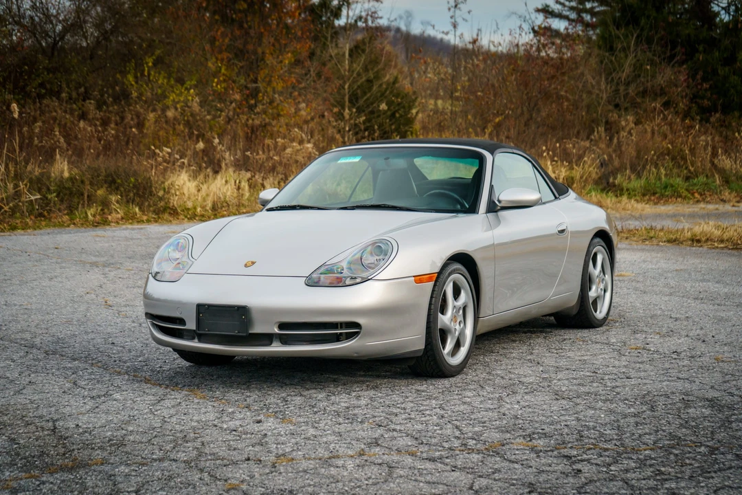 2001 Porsche 996 Carrera - Image 16 of 31