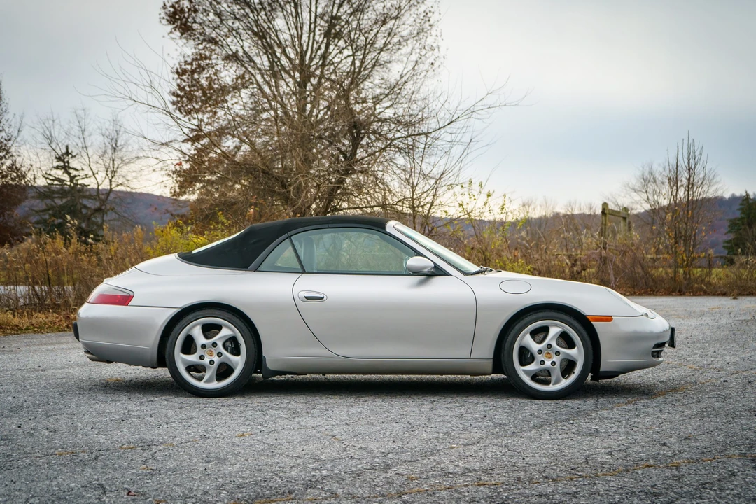 2001 Porsche 996 Carrera - Image 21 of 31