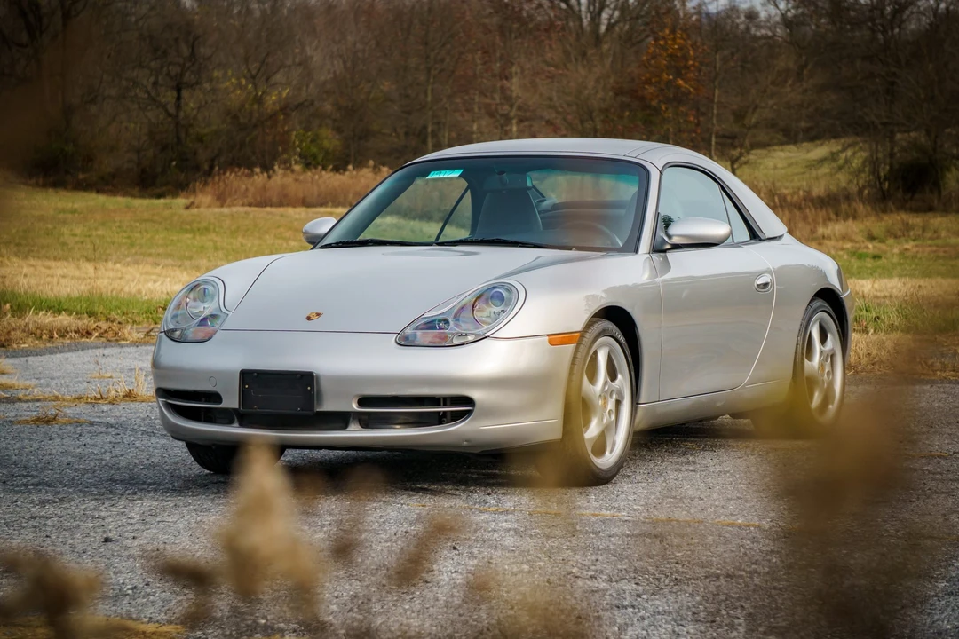2001 Porsche 996 Carrera - Image 2 of 31
