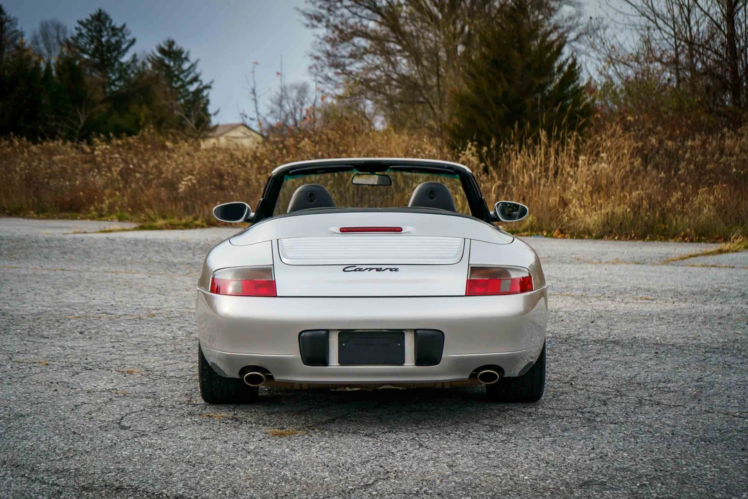 2001 Porsche 996 Carrera - Image 14 of 31