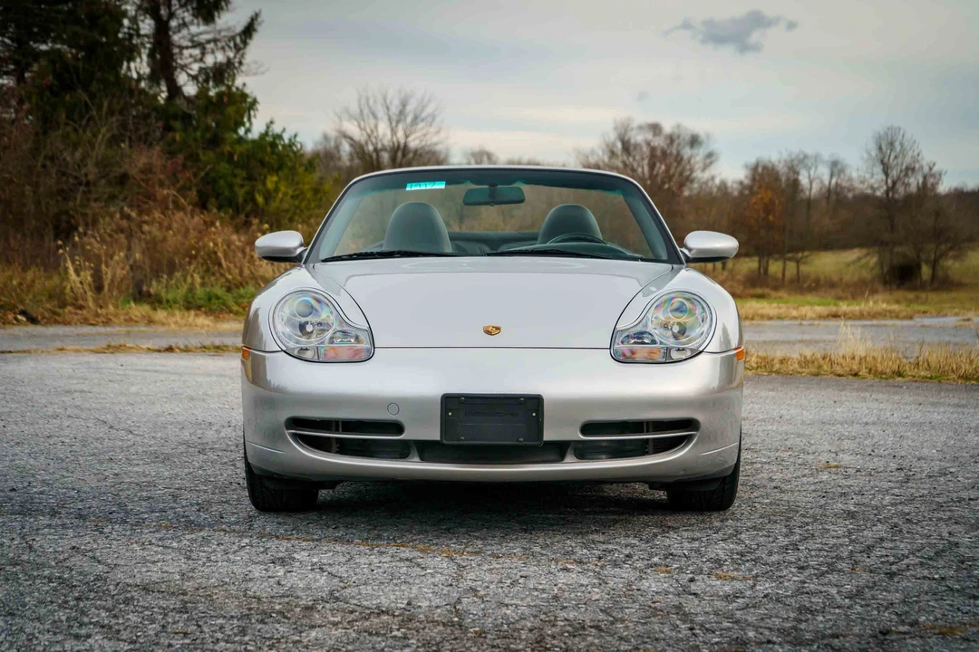 2001 Porsche 996 Carrera - Image 7 of 31