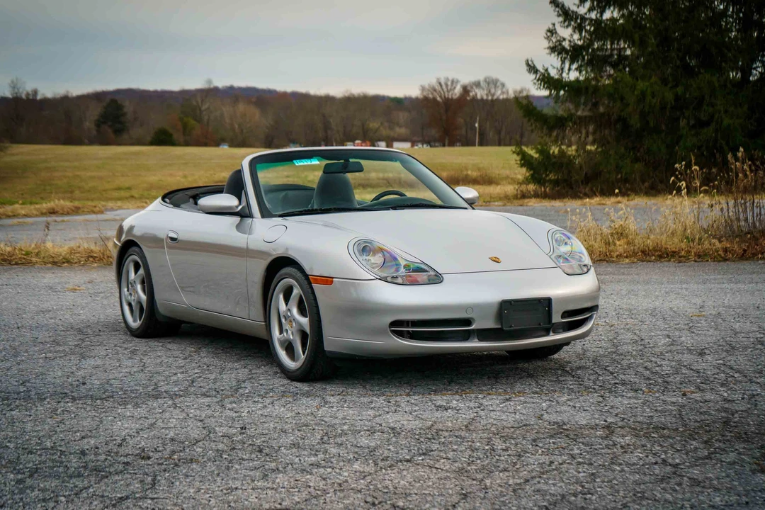 2001 Porsche 996 Carrera - Image 4 of 31