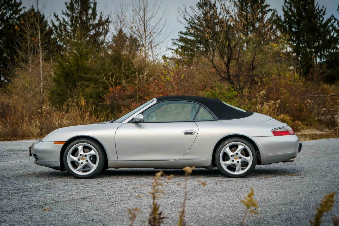 2001 Porsche 996 Carrera - Image 23 of 31