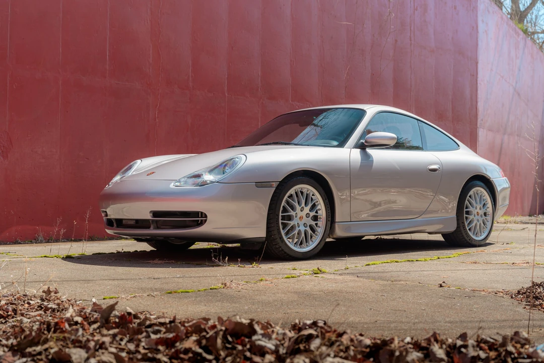 2001 Porsche 996 Carrera - Image 3 of 31