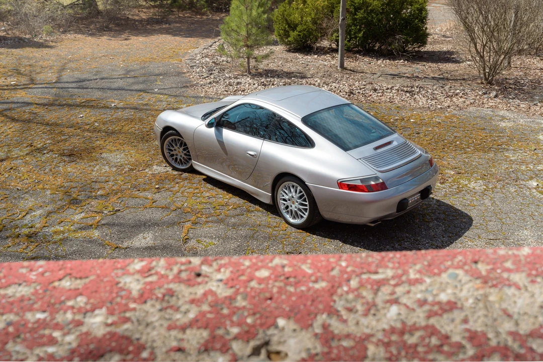 2001 Porsche 996 Carrera - Image 15 of 31