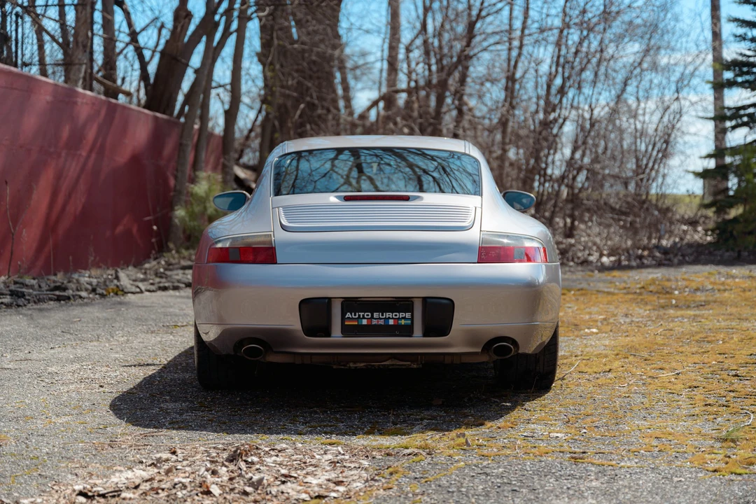 2001 Porsche 996 Carrera - Image 13 of 31