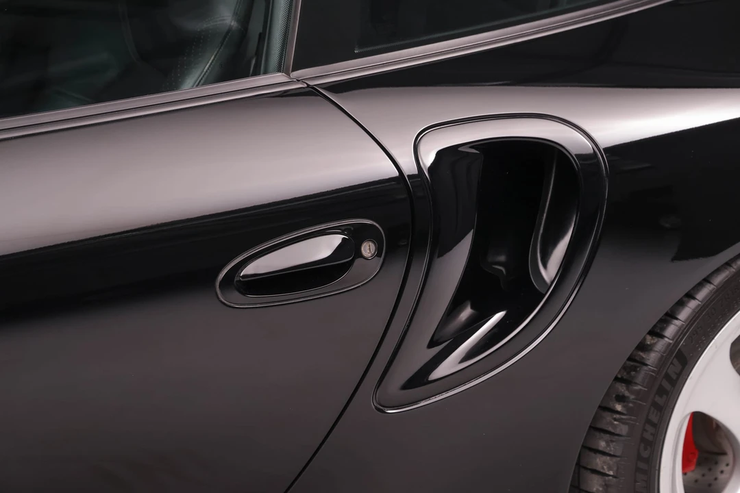 2001 Porsche 996 Turbo - Image 30 of 31