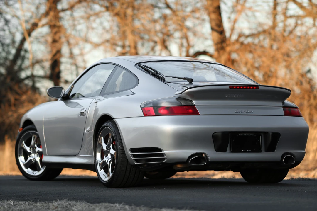 2001 Porsche 996 Turbo - Image 25 of 31