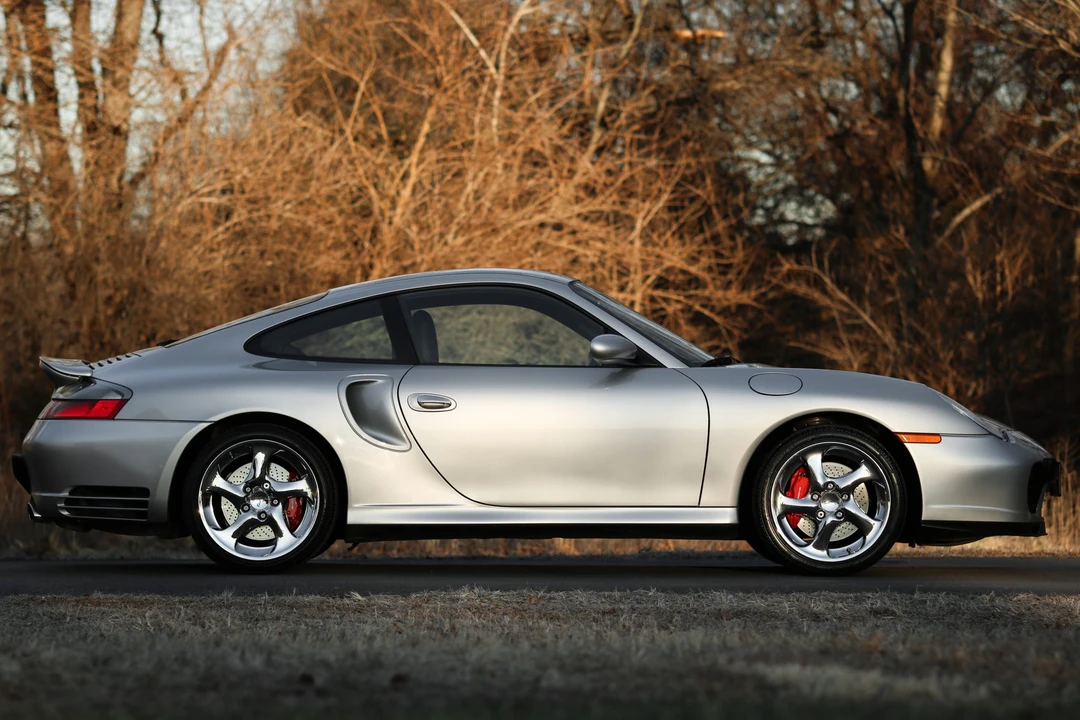 2001 Porsche 996 Turbo - Image 16 of 31