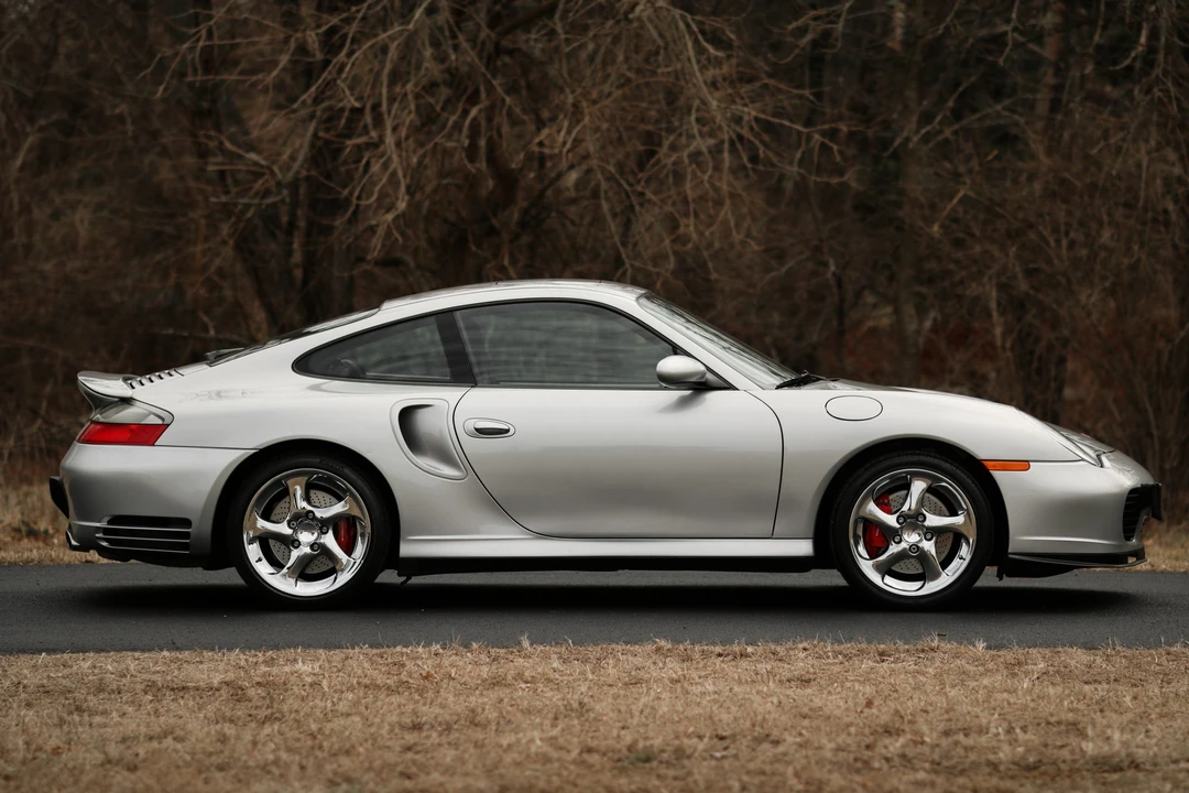 2001 Porsche 996 Turbo - Image 14 of 31