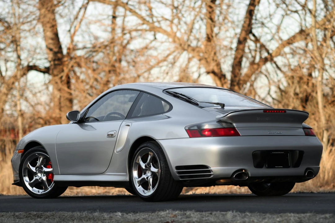 2001 Porsche 996 Turbo - Image 28 of 31