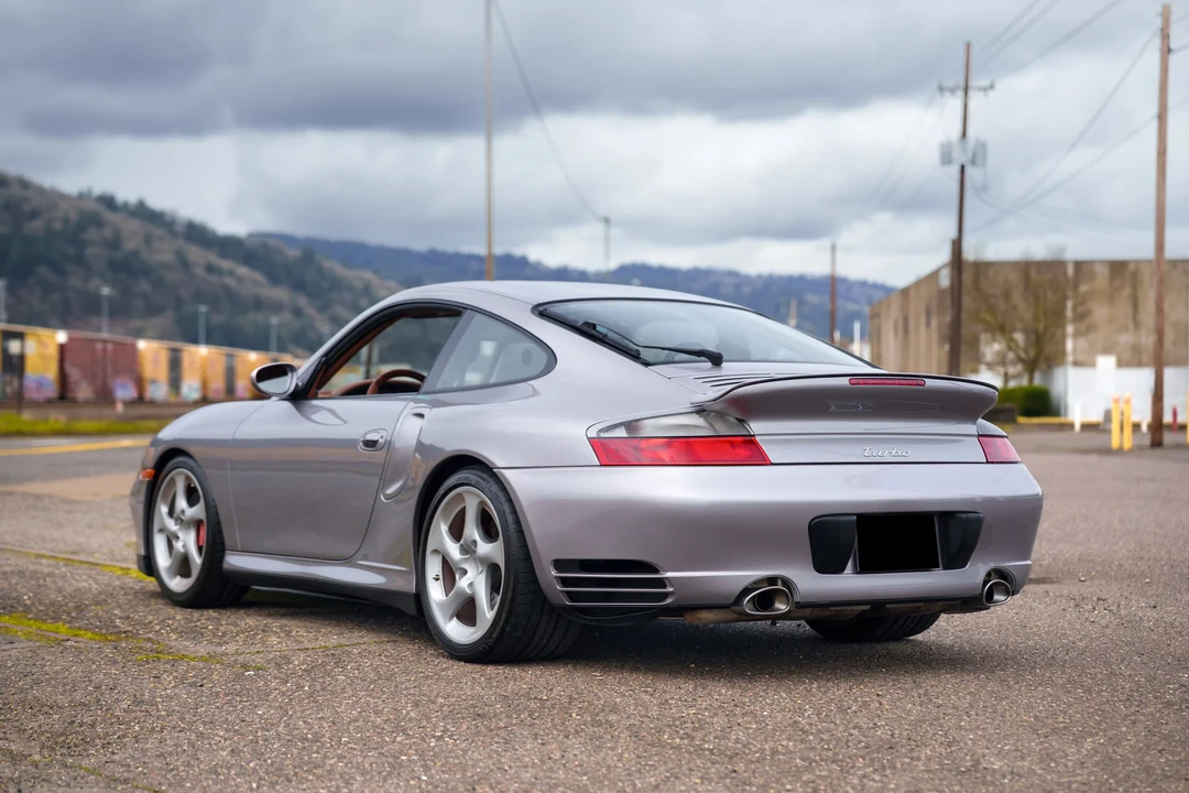 2001 Porsche 996 Turbo - Image 9 of 31