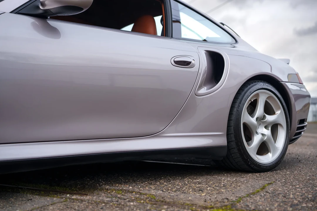 2001 Porsche 996 Turbo - Image 22 of 31
