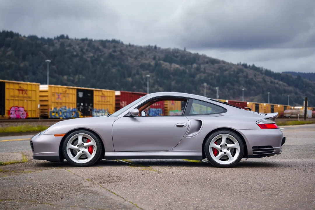 2001 Porsche 996 Turbo - Image 8 of 31