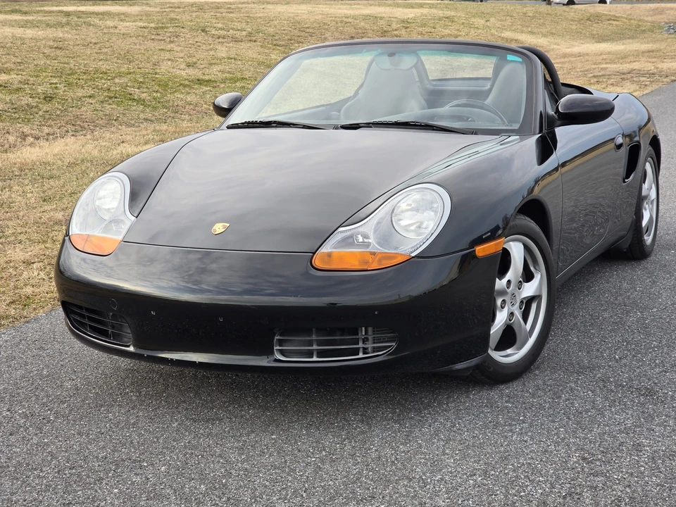 2001 Porsche 986 Boxster - Image 8 of 31