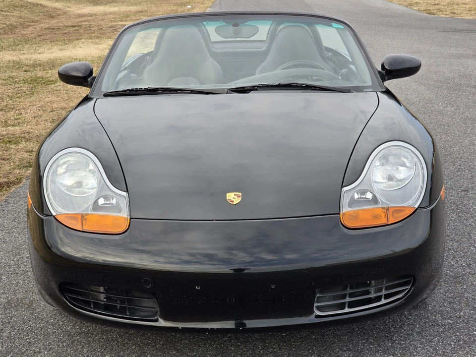 2001 Porsche 986 Boxster - Image 9 of 31