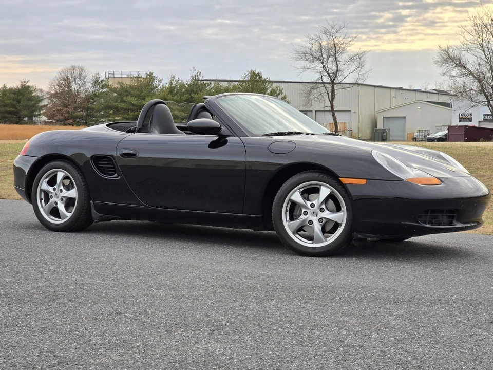 2001 Porsche 986 Boxster - Image 19 of 31