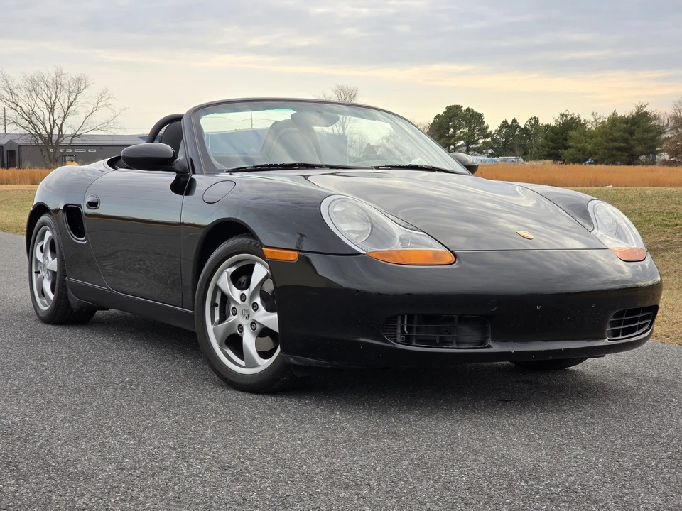 2001 Porsche 986 Boxster - Image 16 of 31