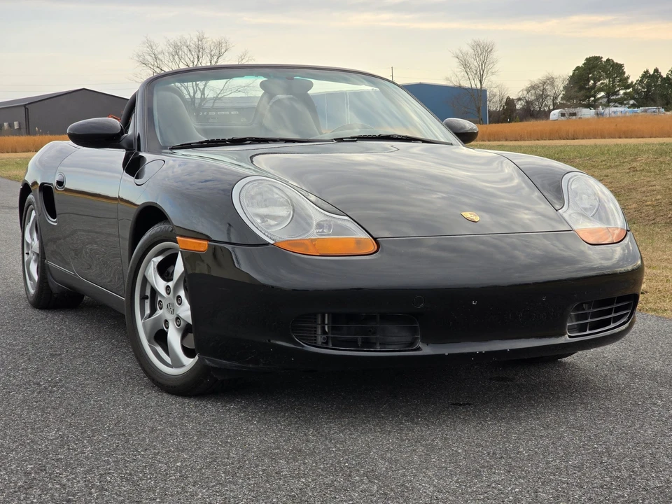 2001 Porsche 986 Boxster - Image 14 of 31