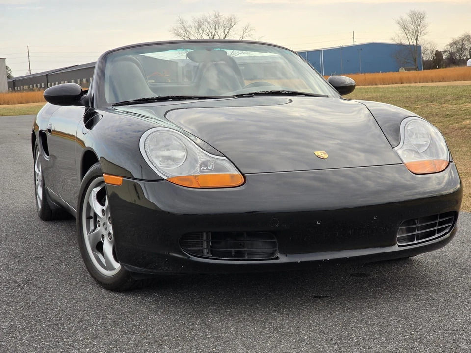 2001 Porsche 986 Boxster - Image 12 of 31
