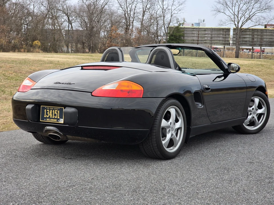 2001 Porsche 986 Boxster - Image 26 of 31