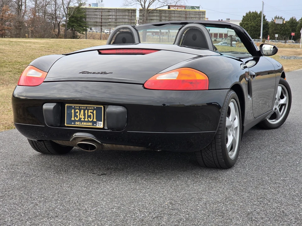 2001 Porsche 986 Boxster - Image 28 of 31