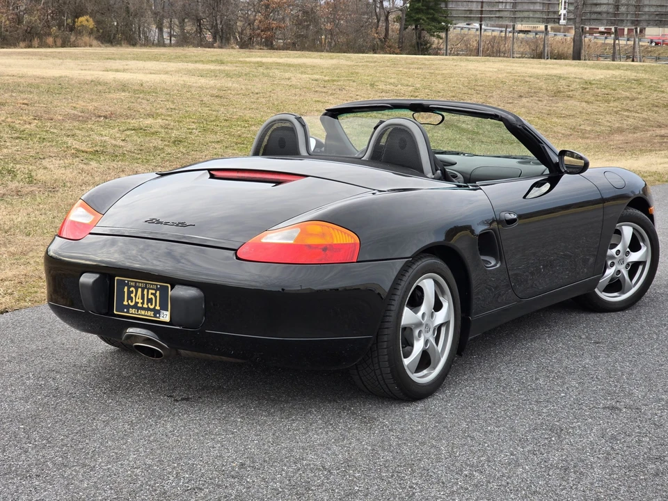 2001 Porsche 986 Boxster - Image 25 of 31