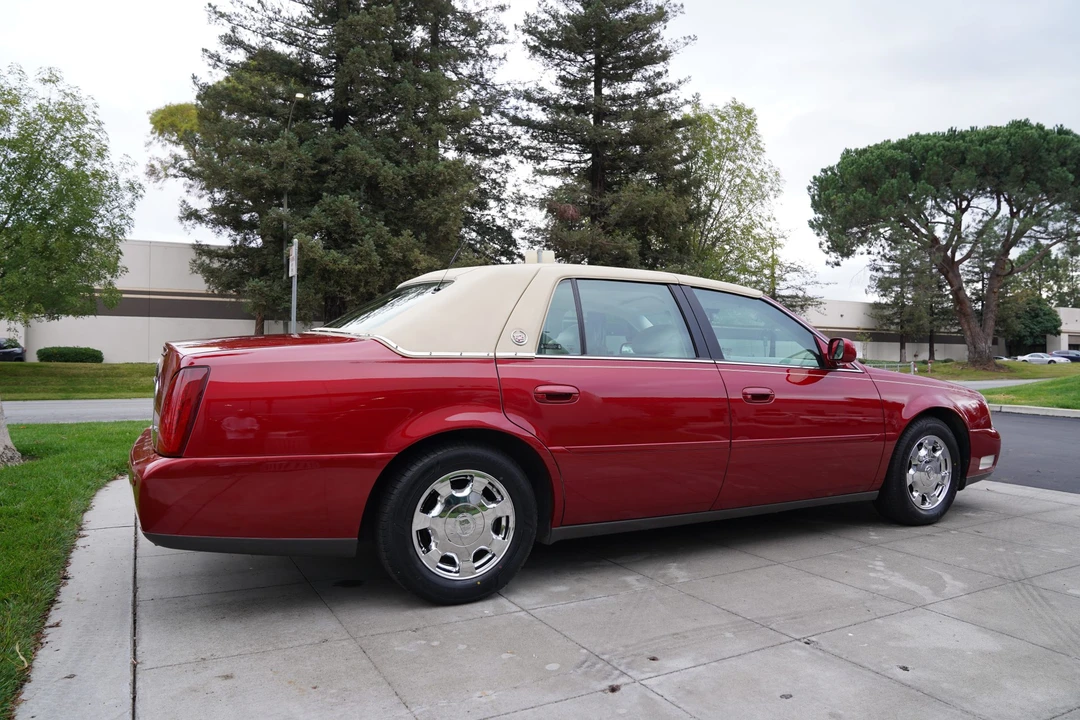2002 Cadillac DeVille 8th Gen - Image 13 of 31