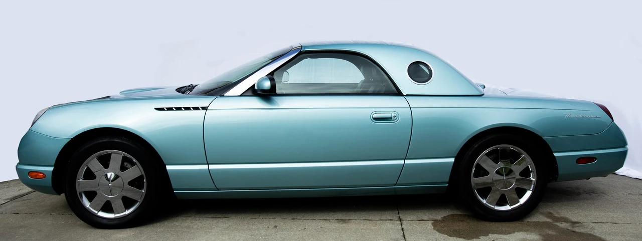 2002 Ford Thunderbird 11th Gen - Image 14 of 31