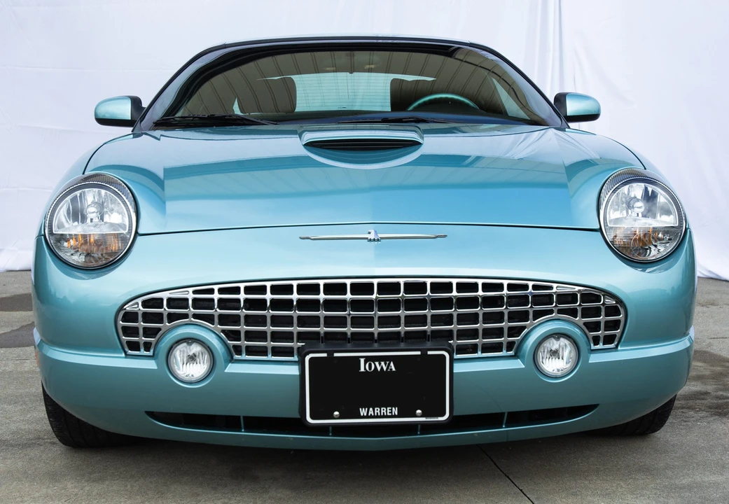 2002 Ford Thunderbird 11th Gen - Image 11 of 31