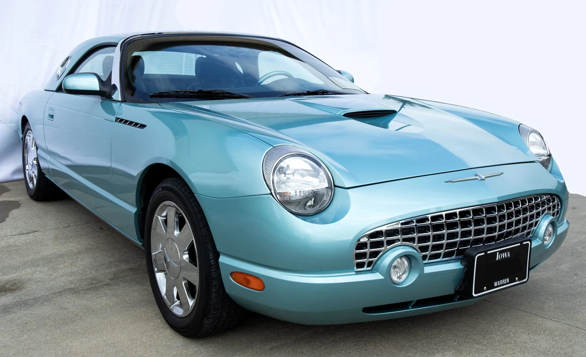 2002 Ford Thunderbird 11th Gen - Image 10 of 31