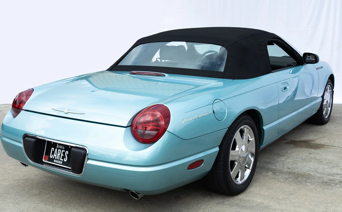 2002 Ford Thunderbird 11th Gen - Image 17 of 31
