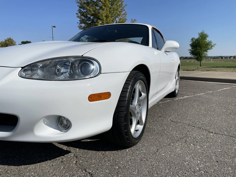 2002 Mazda NB MX-5 Miata - Image 17 of 31