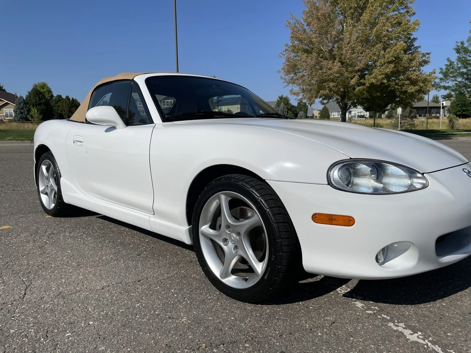 2002 Mazda NB MX-5 Miata - Image 10 of 31
