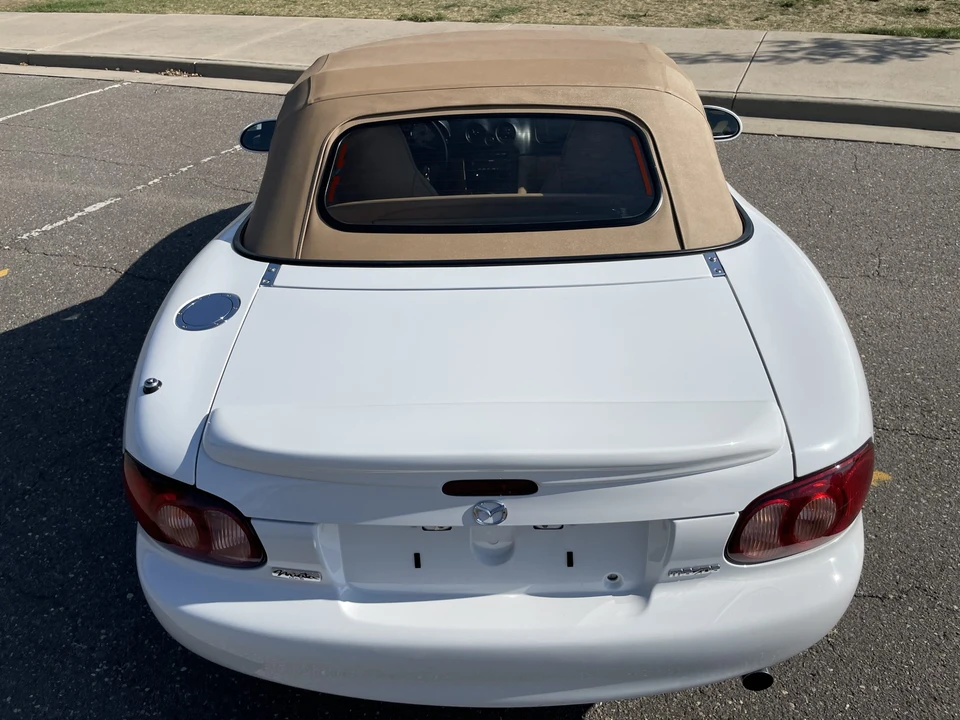 2002 Mazda NB MX-5 Miata - Image 7 of 31