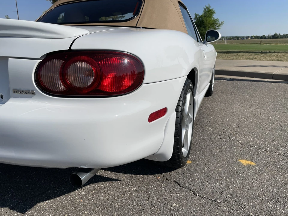 2002 Mazda NB MX-5 Miata - Image 24 of 31