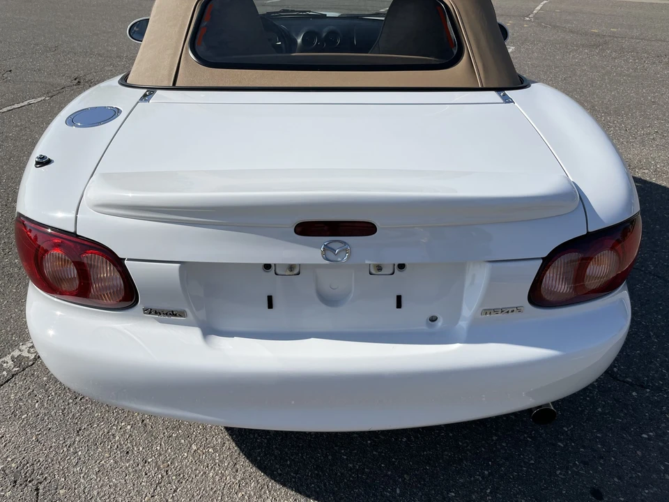 2002 Mazda NB MX-5 Miata - Image 22 of 31