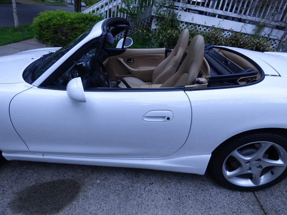 2002 Mazda NB MX-5 Miata - Image 12 of 31