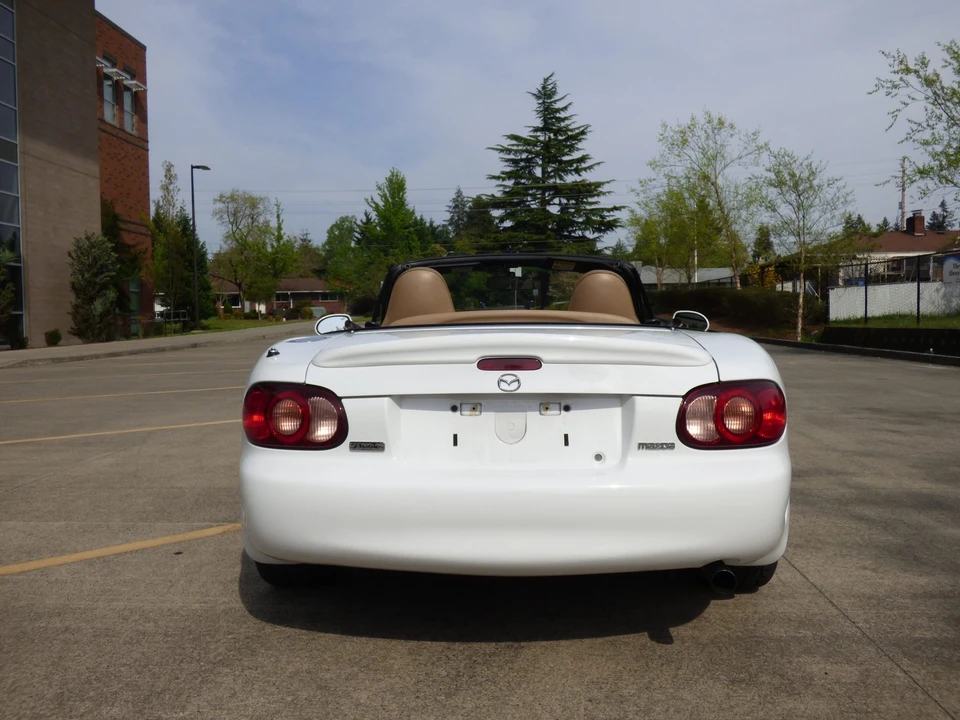 2002 Mazda NB MX-5 Miata - Image 5 of 31
