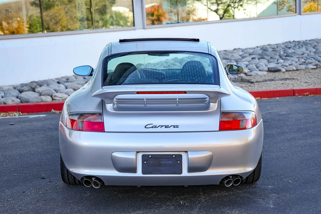 2002 Porsche 996 Carrera - Image 8 of 31