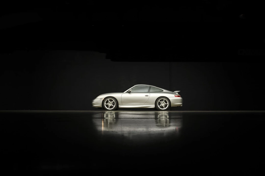 2002 Porsche 996 Carrera - Image 25 of 31